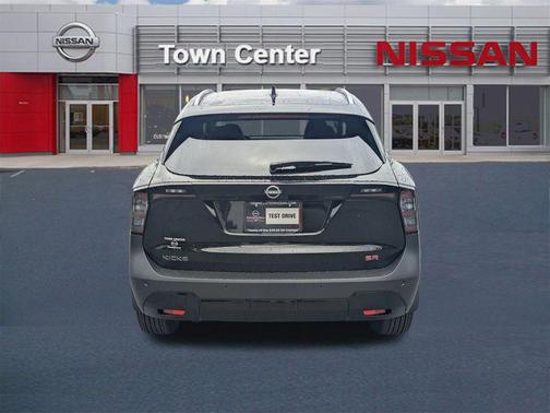 Super Black 2026 Nissan Kicks SR