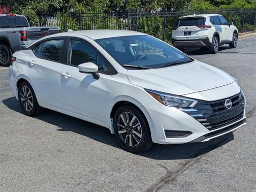 2025 Nissan Versa 1.6 SV