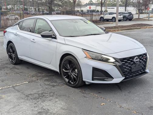 2023 Nissan Altima 2.5 SR