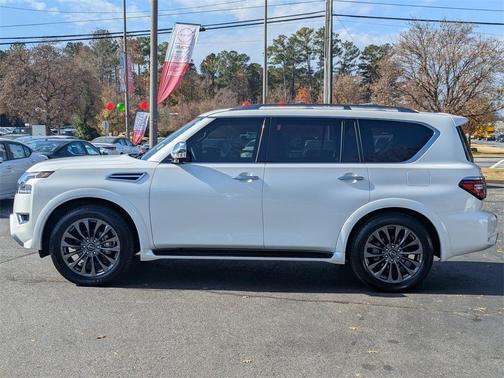 2024 Nissan Armada Platinum