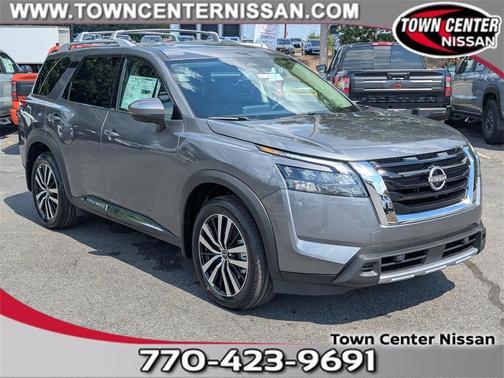2025 Nissan Pathfinder Platinum