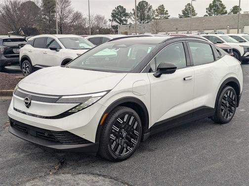 2026 Nissan Leaf PLAT+