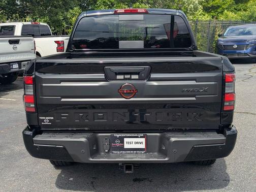Super Black 2026 Nissan Frontier PRO-X