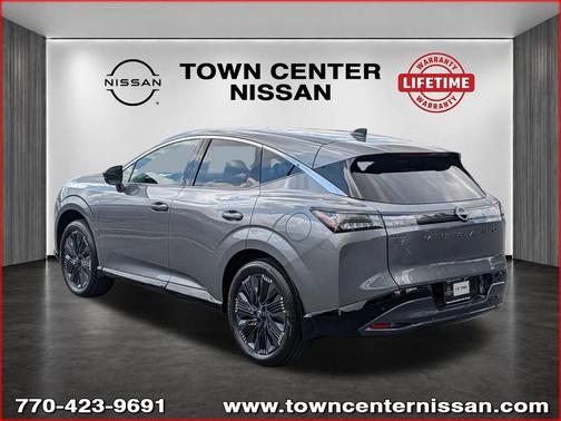 Gun Metallic 2027 Nissan Murano Platinum