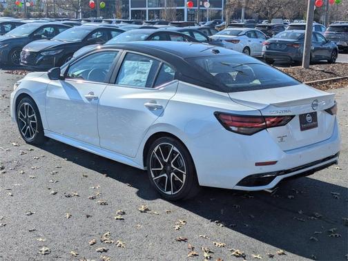 2025 Nissan Sentra SR