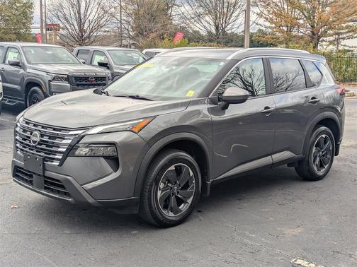 2025 Nissan Rogue SV