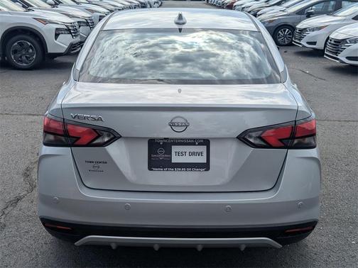 2025 Nissan Versa 1.6 SV