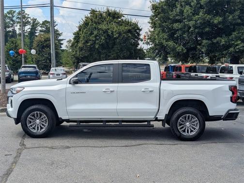 2024 Chevrolet Colorado LT