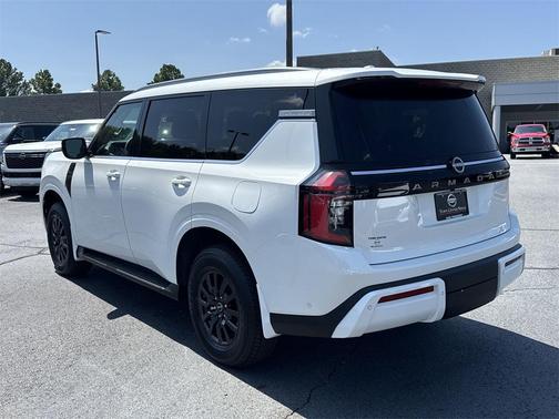2025 Nissan Armada SV