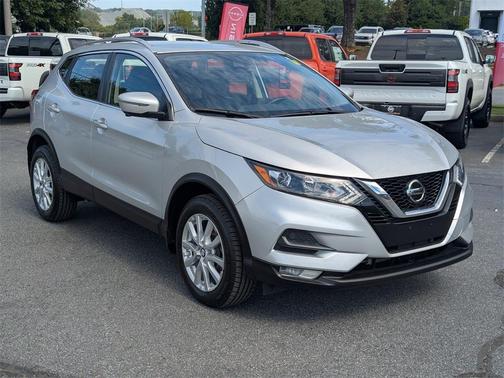 2020 Nissan Rogue Sport SV