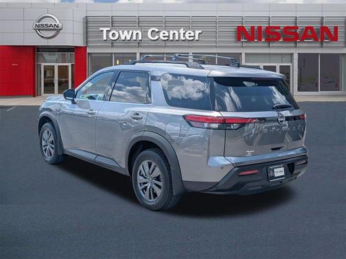 Gun Metallic 2026 Nissan Pathfinder SV