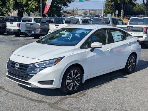 2025 Nissan Versa 1.6 SV