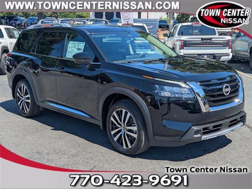 2025 Nissan Pathfinder Platinum