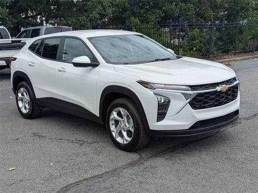 2024 Chevrolet Trax LS