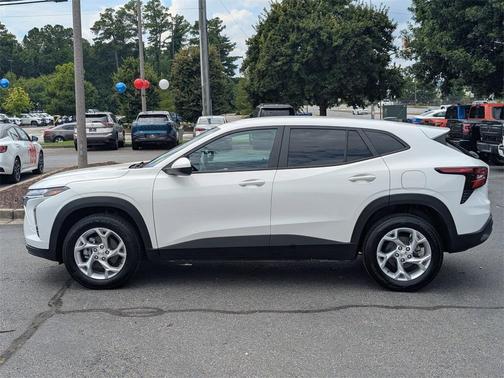 2024 Chevrolet Trax LS