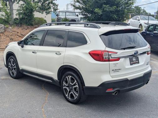 Crystal White Pearl 2024 Subaru Ascent Touring