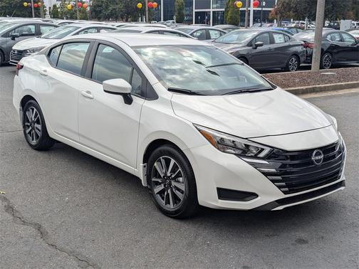 2025 Nissan Versa 1.6 SV