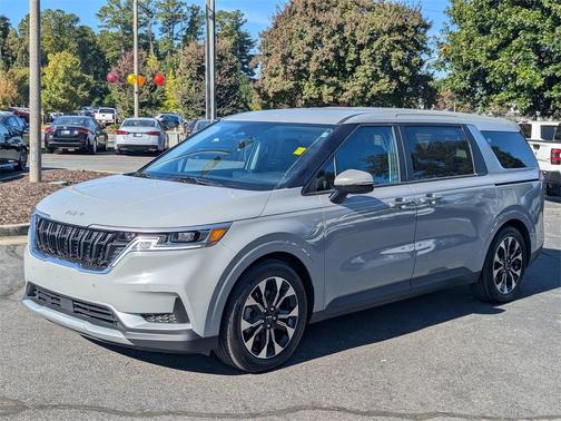 2022 Kia Carnival EX