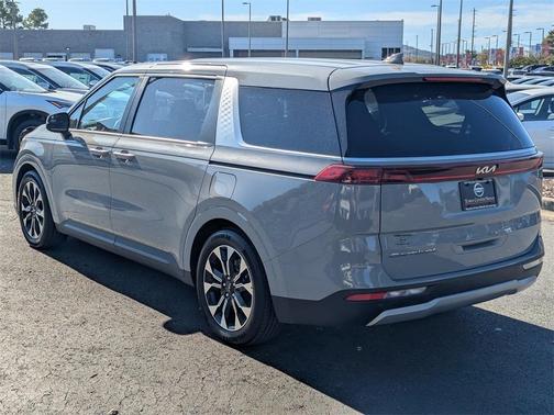 2022 Kia Carnival EX