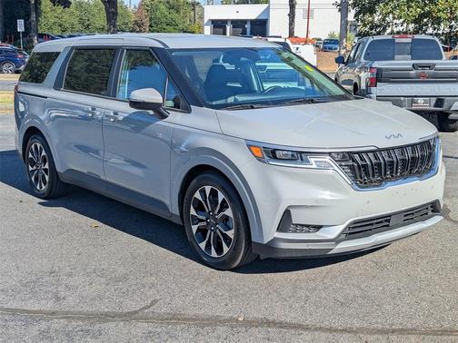 2022 Kia Carnival EX