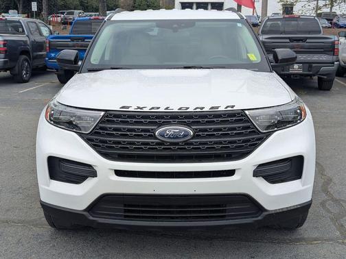 Oxford White 2020 Ford Explorer XLT