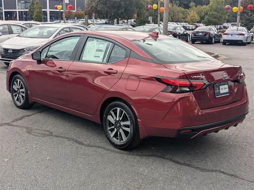 2025 Nissan Versa 1.6 SV