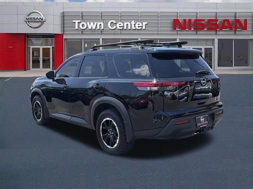 Black 2025 Nissan Pathfinder Rock Creek