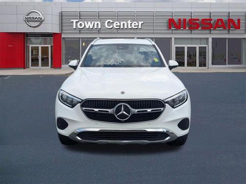 White 2023 Mercedes-Benz GLC 300 Base