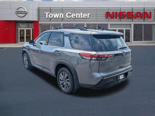 Gun Metallic 2026 Nissan Pathfinder SV