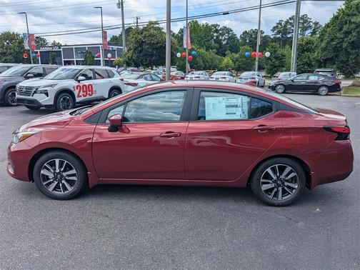 2025 Nissan Versa 1.6 SV