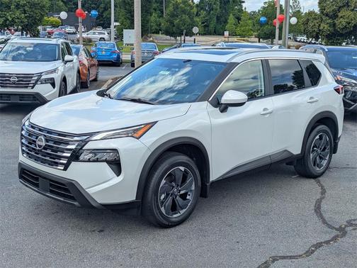2025 Nissan Rogue SV