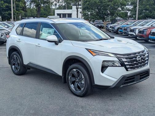 2025 Nissan Rogue SV