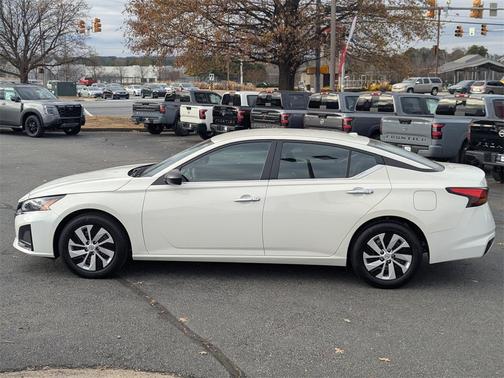 2025 Nissan Altima S