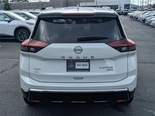 2026 Nissan Rogue Platinum