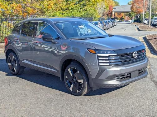 2026 Nissan Kicks SR