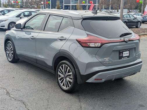 2024 Nissan Kicks SV