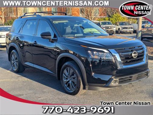 2024 Nissan Pathfinder SV