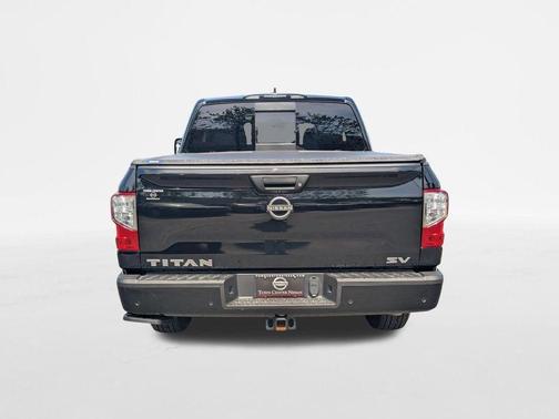 Super Black 2024 Nissan Titan SV