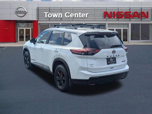 Everest White P 2026 Nissan Rogue Rock Creek