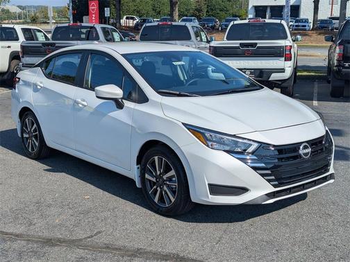 2025 Nissan Versa 1.6 SV