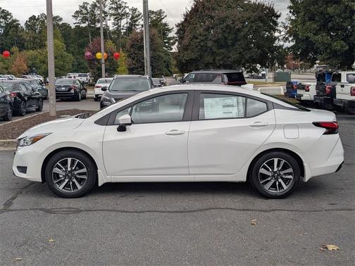 2025 Nissan Versa 1.6 SV