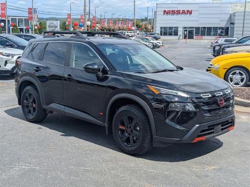 2025 Nissan Rogue Rock Creek