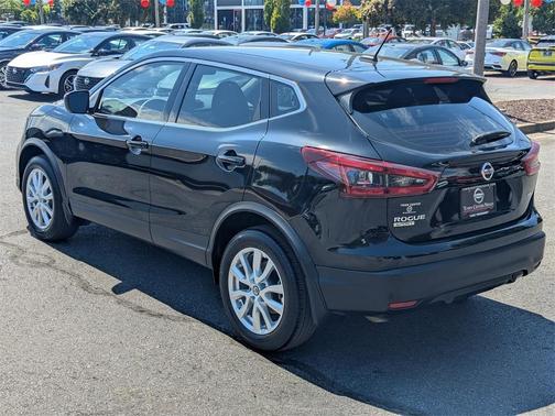 2022 Nissan Rogue Sport S
