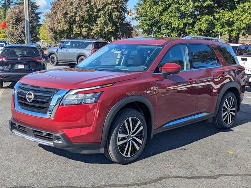 2025 Nissan Pathfinder Platinum