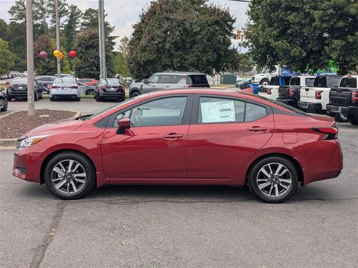 2025 Nissan Versa 1.6 SV
