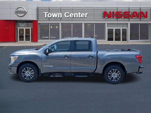 Gun Metallic 2024 Nissan Titan SV