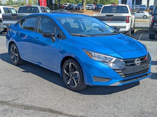 2024 Nissan Versa 1.6 SR