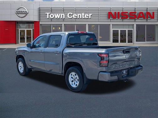 Gun Metallic 2024 Nissan Frontier SV