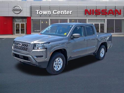 Gun Metallic 2024 Nissan Frontier SV