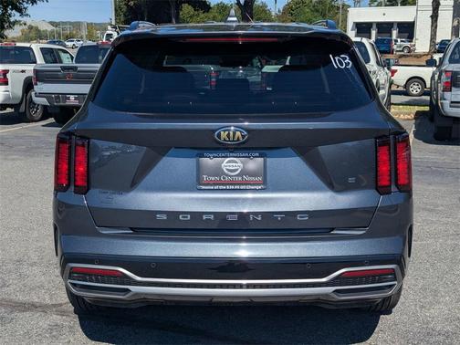 2021 Kia Sorento S